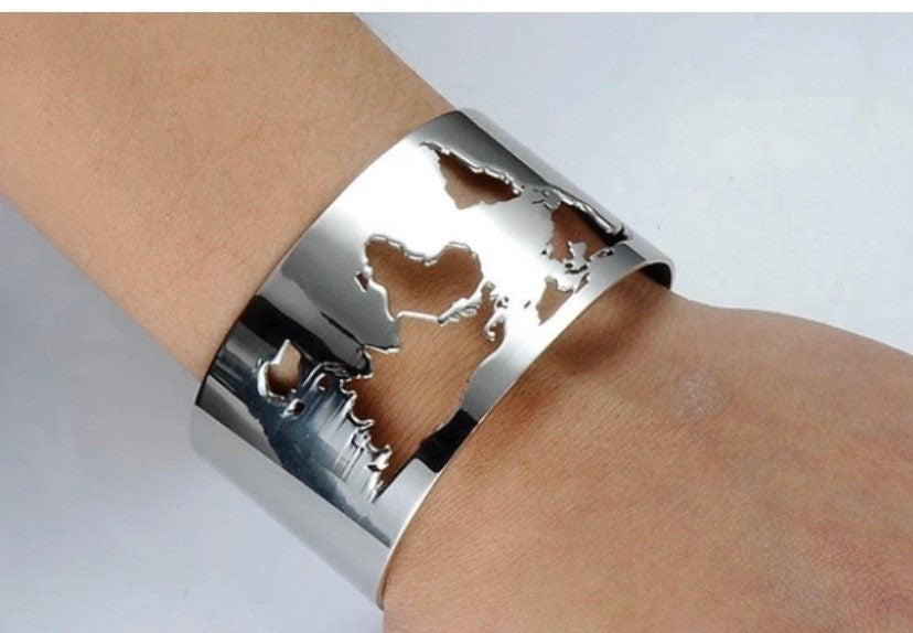 World Map World Traveler Bangle Bracelet Jewelry BY TresNaturals (Très Naturals LLC )