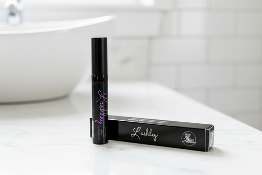 Eyes/Makeup: Lashley Mascara