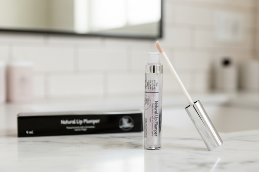 Lips: Natural Lip Plumper